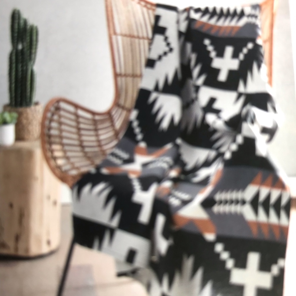Pendleton Gray, Black, White 50x70 Throw, Blanket
